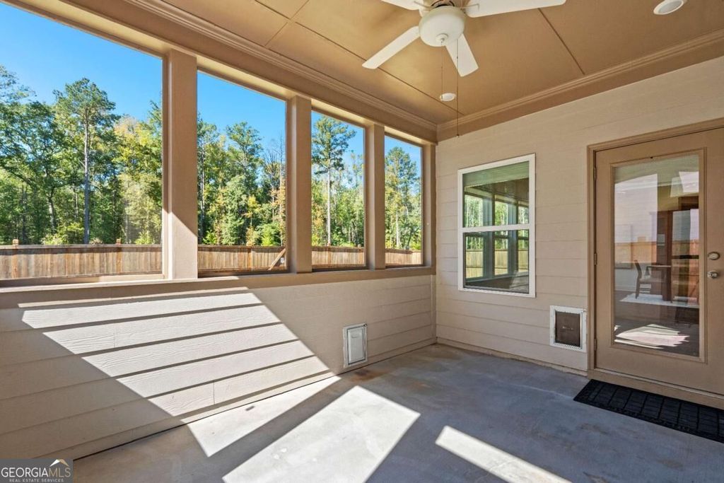 130 Airmont Drive 77, Sharpsburg, GA 30277 — photo 2
