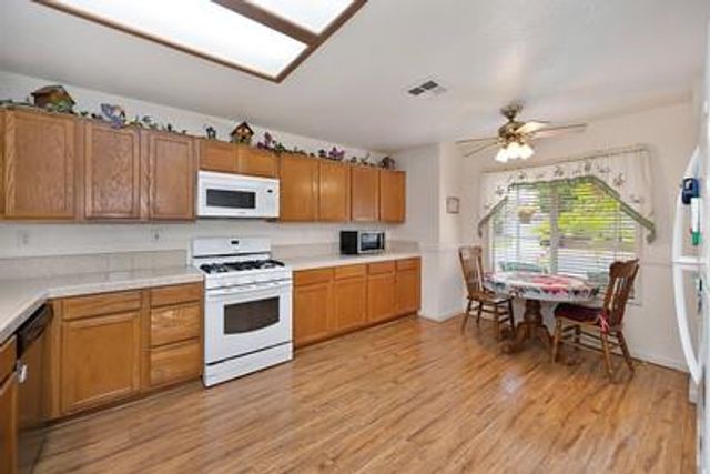 8939 Generations Ct, Elk Grove, CA 95758