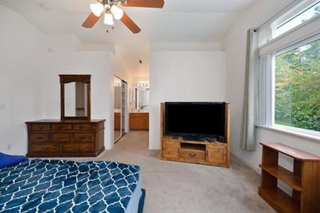 8939 Generations Ct, Elk Grove, CA 95758