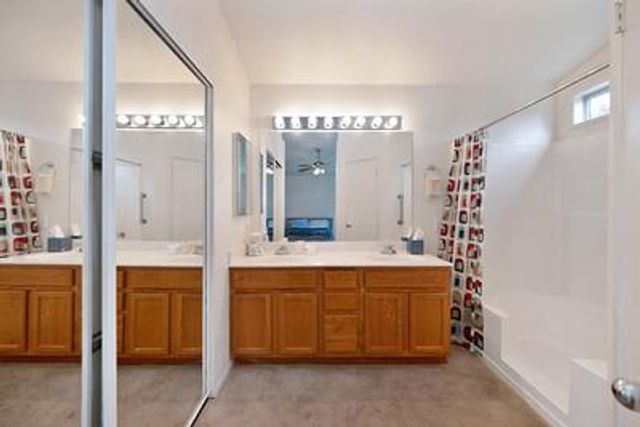 8939 Generations Ct, Elk Grove, CA 95758