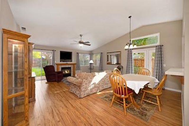 8939 Generations Ct, Elk Grove, CA 95758