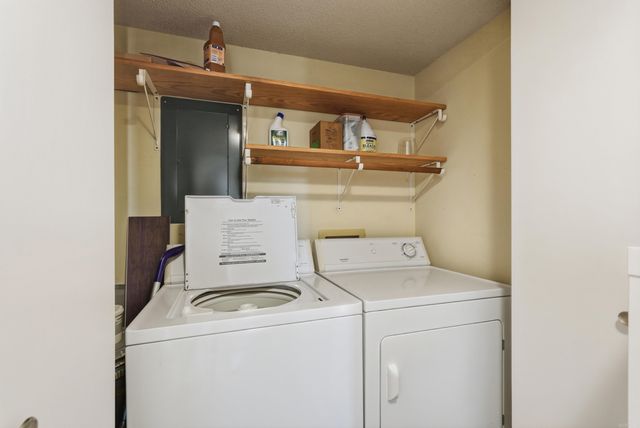 125 Chelsea Dr, Fairfield Bay, AR 72088