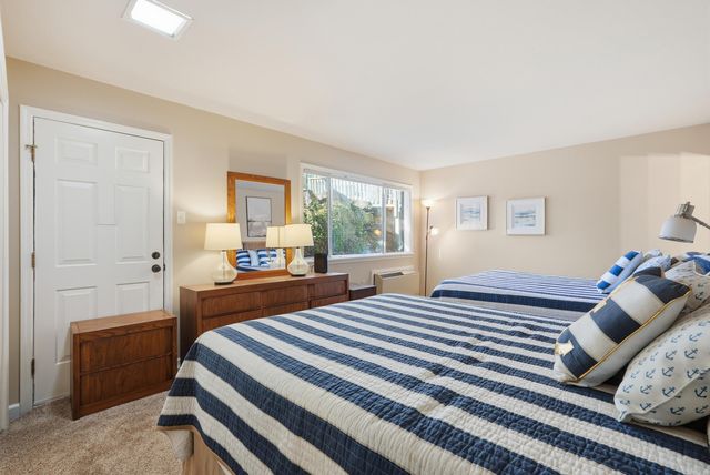 125 Chelsea Dr, Fairfield Bay, AR 72088