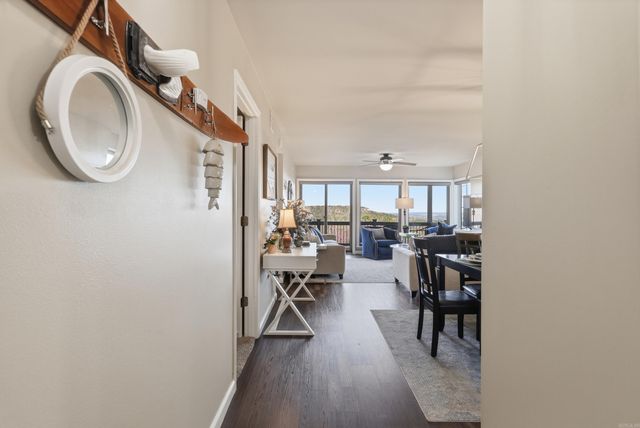 125 Chelsea Dr, Fairfield Bay, AR 72088