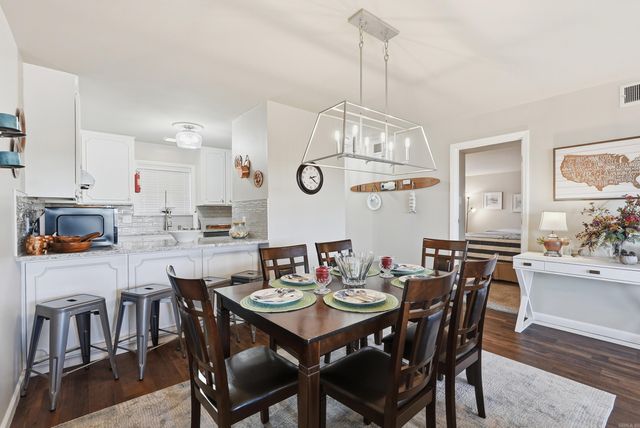 125 Chelsea Dr, Fairfield Bay, AR 72088