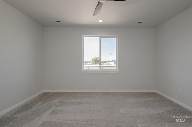 2055 S Border Way, Meridian, ID 83642