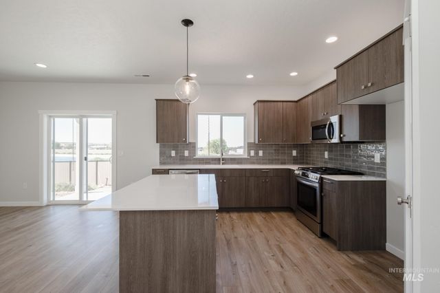 2055 S Border Way, Meridian, ID 83642