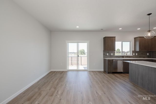 2055 S Border Way, Meridian, ID 83642