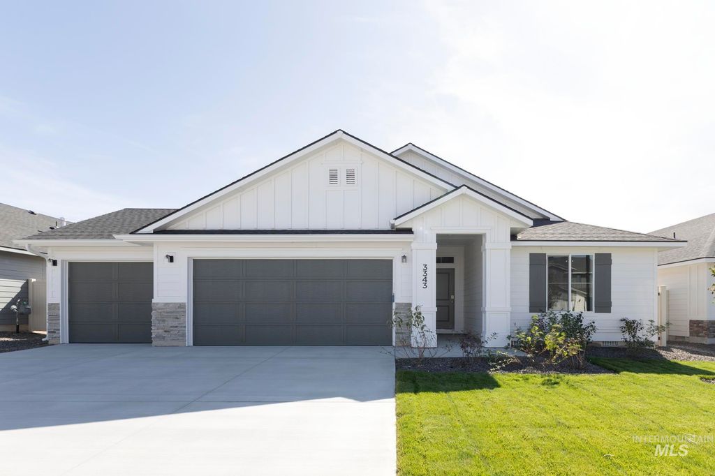 2055 S Border Way, Meridian, ID 83642
