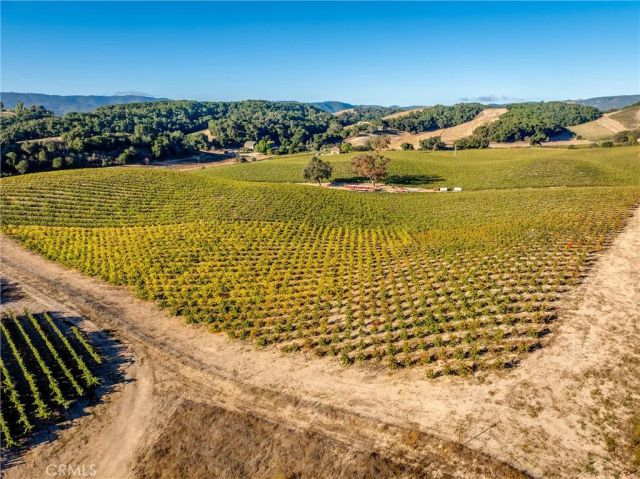 3000 Oakdale Rd., Paso Robles, CA 93446