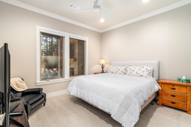 1 Estado Circle, Hot Springs Village, AR 71909