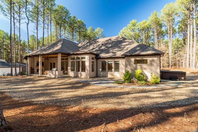 1 Estado Circle, Hot Springs Village, AR 71909