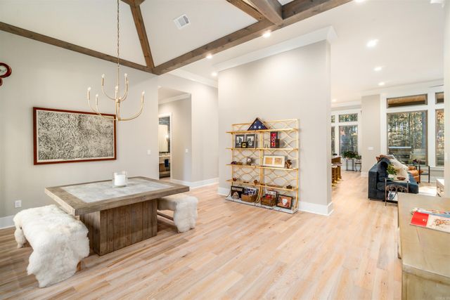 1 Estado Circle, Hot Springs Village, AR 71909