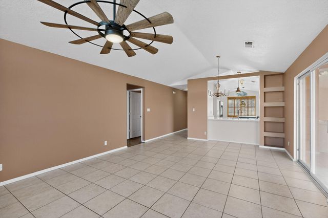 7417 Mackenzie Drive NE, Rio Rancho, NM 87144