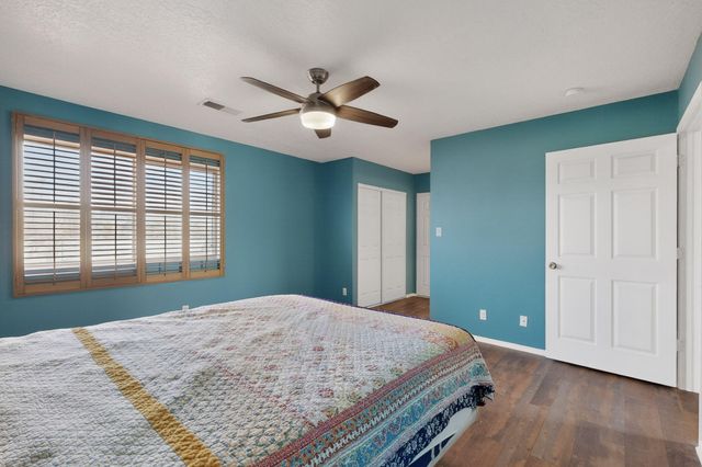 7417 Mackenzie Drive NE, Rio Rancho, NM 87144