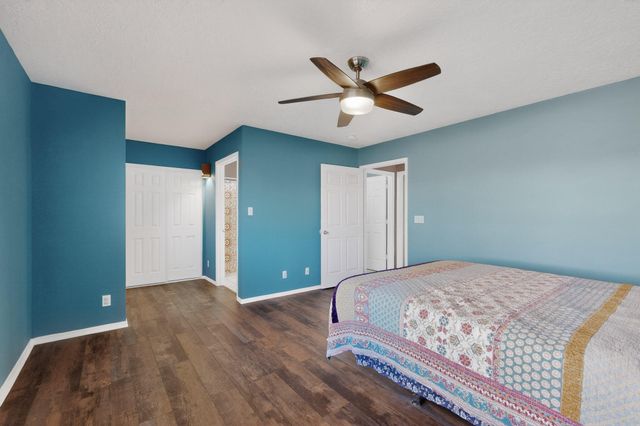 7417 Mackenzie Drive NE, Rio Rancho, NM 87144