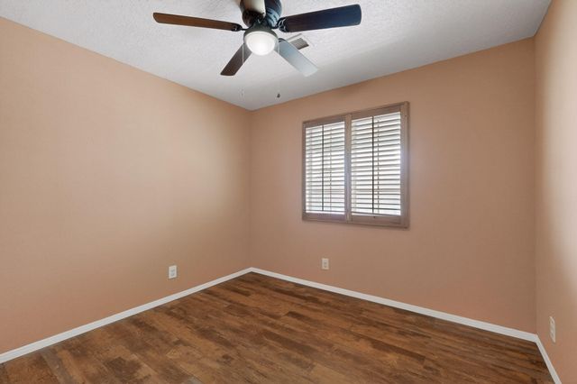 7417 Mackenzie Drive NE, Rio Rancho, NM 87144