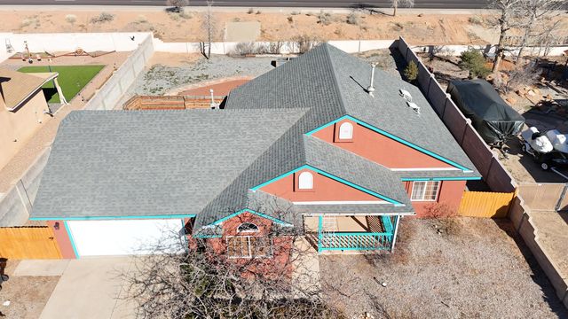 7417 Mackenzie Drive NE, Rio Rancho, NM 87144