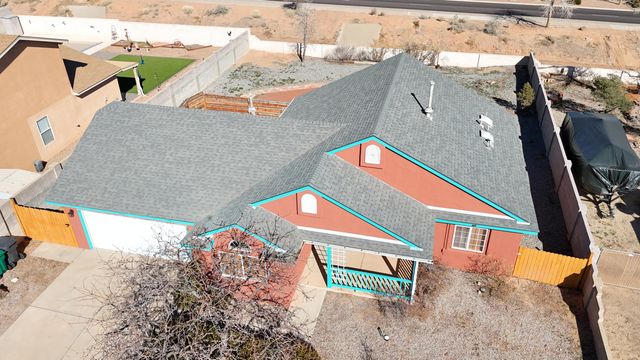 7417 Mackenzie Drive NE, Rio Rancho, NM 87144