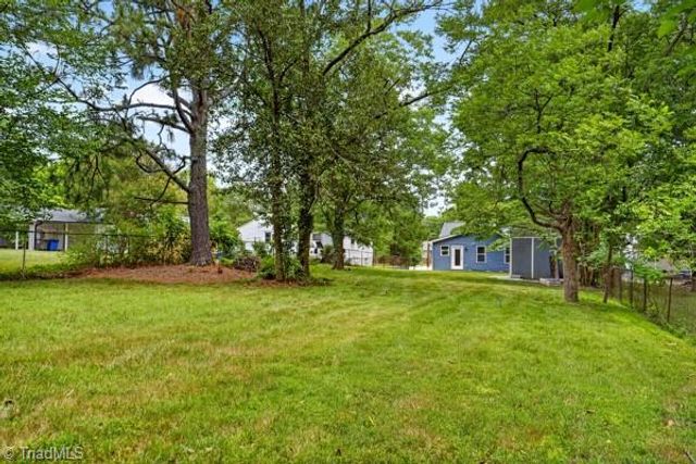 3720 Carver School Road, Winston-salem, NC 27105