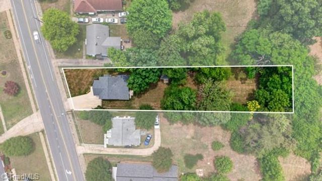3720 Carver School Road, Winston-salem, NC 27105