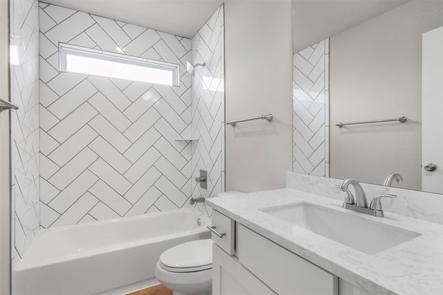 1222 E 33rd Street, Houston, TX 77022