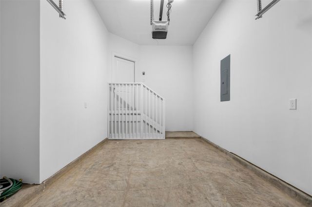 1222 E 33rd Street, Houston, TX 77022