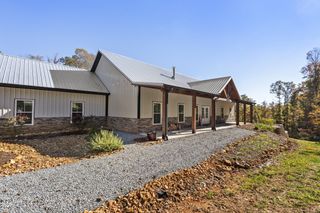 594 Highway 100, Centerville, TN 37033