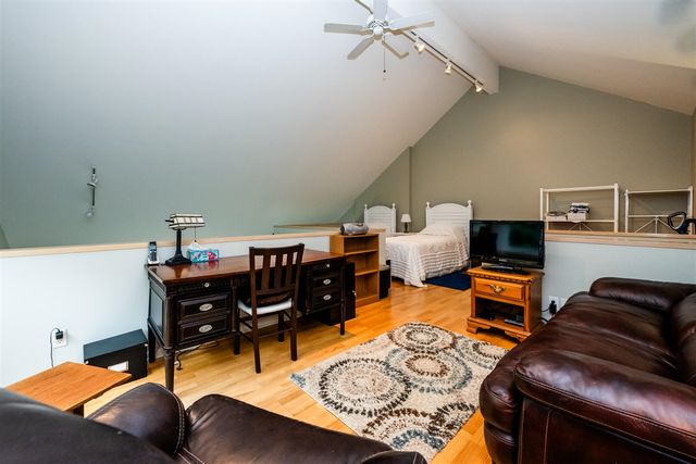 1810 Lakeshore Drive 7, Saint Joseph, MI 49085