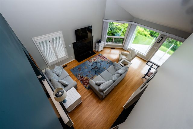 1810 Lakeshore Drive 7, Saint Joseph, MI 49085