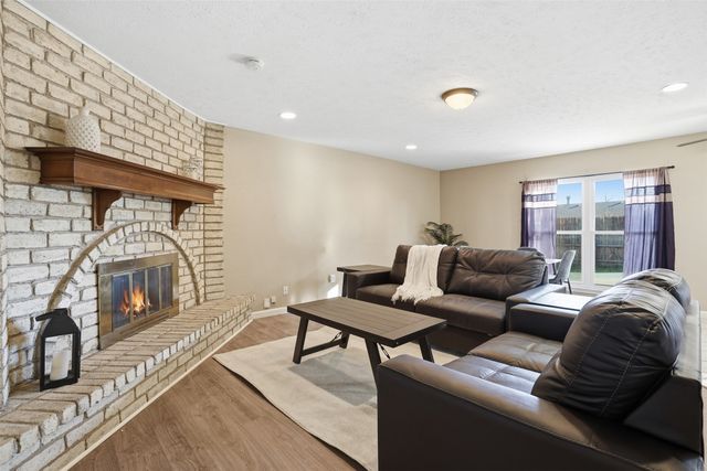 6520 Yarmouth Avenue, North Richland Hills, TX 76182