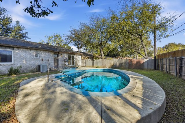 6520 Yarmouth Avenue, North Richland Hills, TX 76182