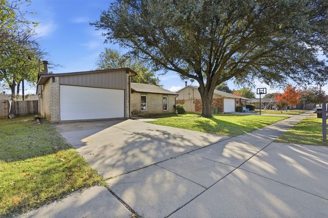 6520 Yarmouth Avenue, North Richland Hills, TX 76182