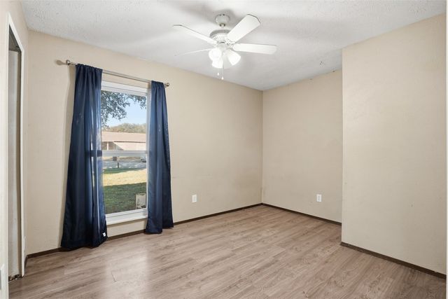 6520 Yarmouth Avenue, North Richland Hills, TX 76182