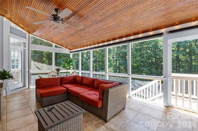 2455 Talbot Court, Sherrills Ford, NC 28673