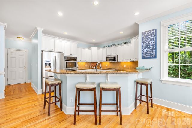 2455 Talbot Court, Sherrills Ford, NC 28673