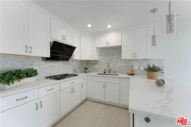 126 Casuda Canyon Drive D, Monterey Park, CA 91754