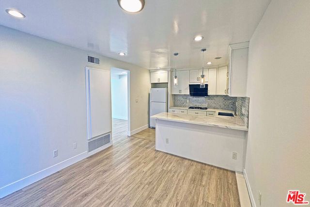 126 Casuda Canyon Drive D, Monterey Park, CA 91754