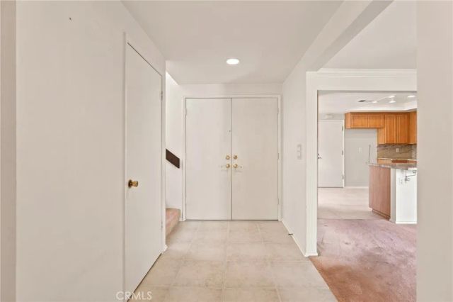 8424 Goldsport Circle, Huntington Beach, CA 92646