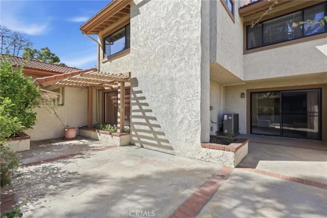 8424 Goldsport Circle, Huntington Beach, CA 92646