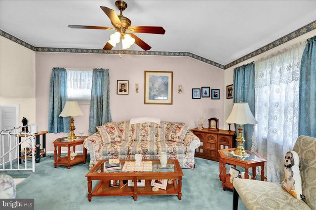 202 COLUMBIA AVE, Reading, PA 19605