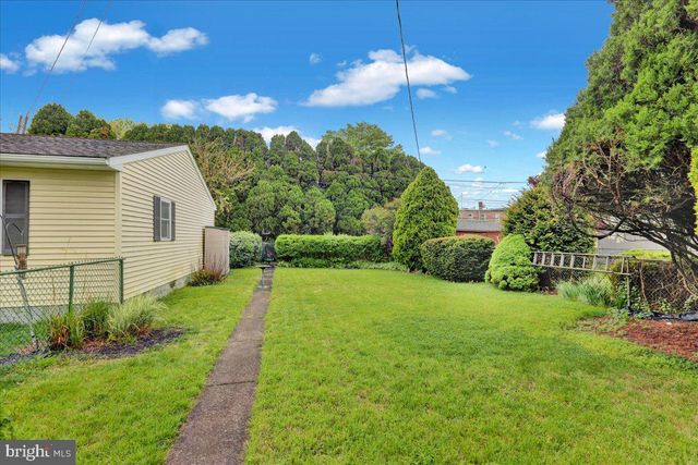 202 COLUMBIA AVE, Reading, PA 19605