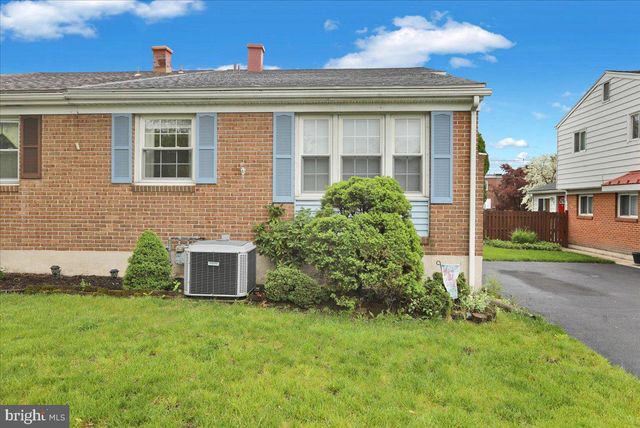 202 COLUMBIA AVE, Reading, PA 19605