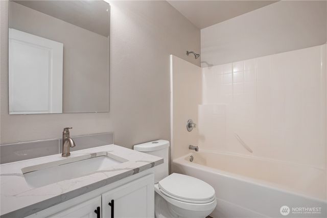 5814 Braywood Lane SE, Olympia, WA 98513