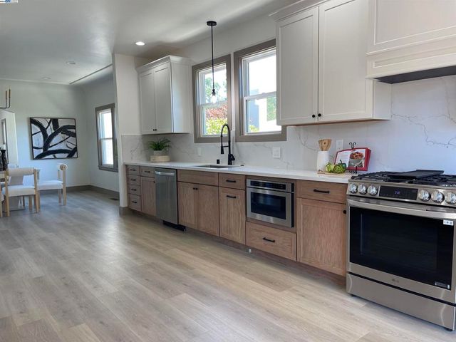 135 Morningside Drive, San Anselmo, CA 94960