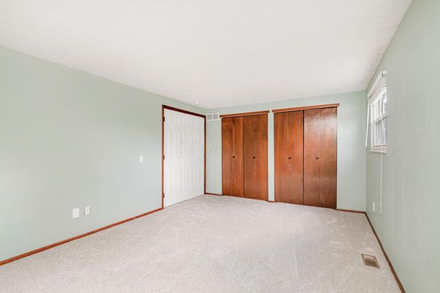 5559 Fescue Drive, Hilliard, OH 43026