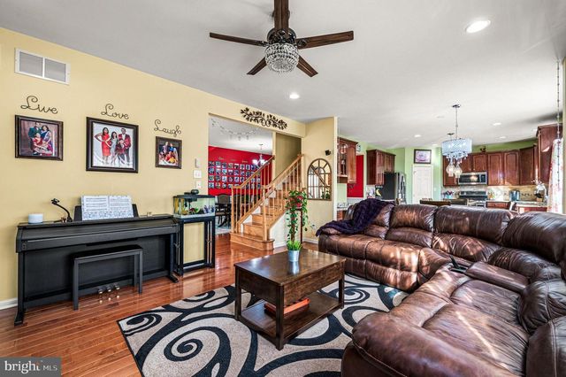 635 SUNDERLAND AVE, Chester Springs, PA 19425