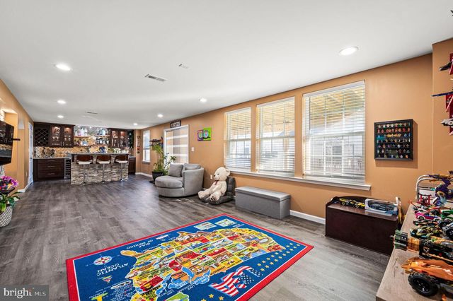 635 SUNDERLAND AVE, Chester Springs, PA 19425