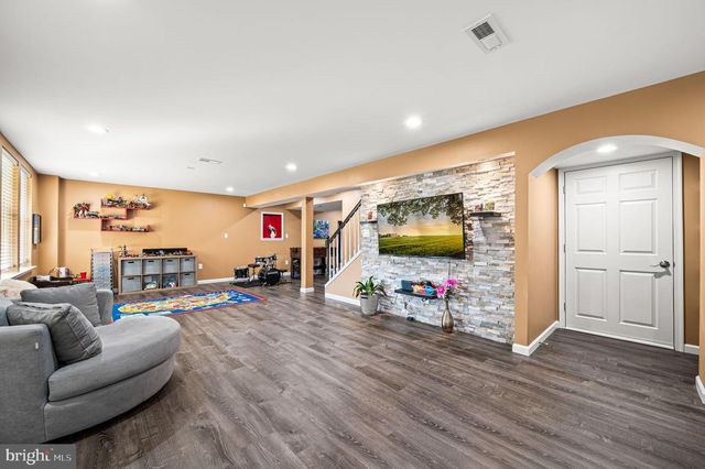 635 SUNDERLAND AVE, Chester Springs, PA 19425