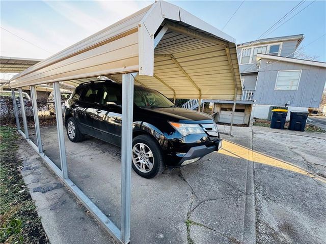 517 S lawn Avenue, Kansas City, MO 64124